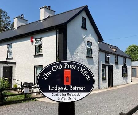 The Old Post Office Lodge Enniskillen Exterior foto